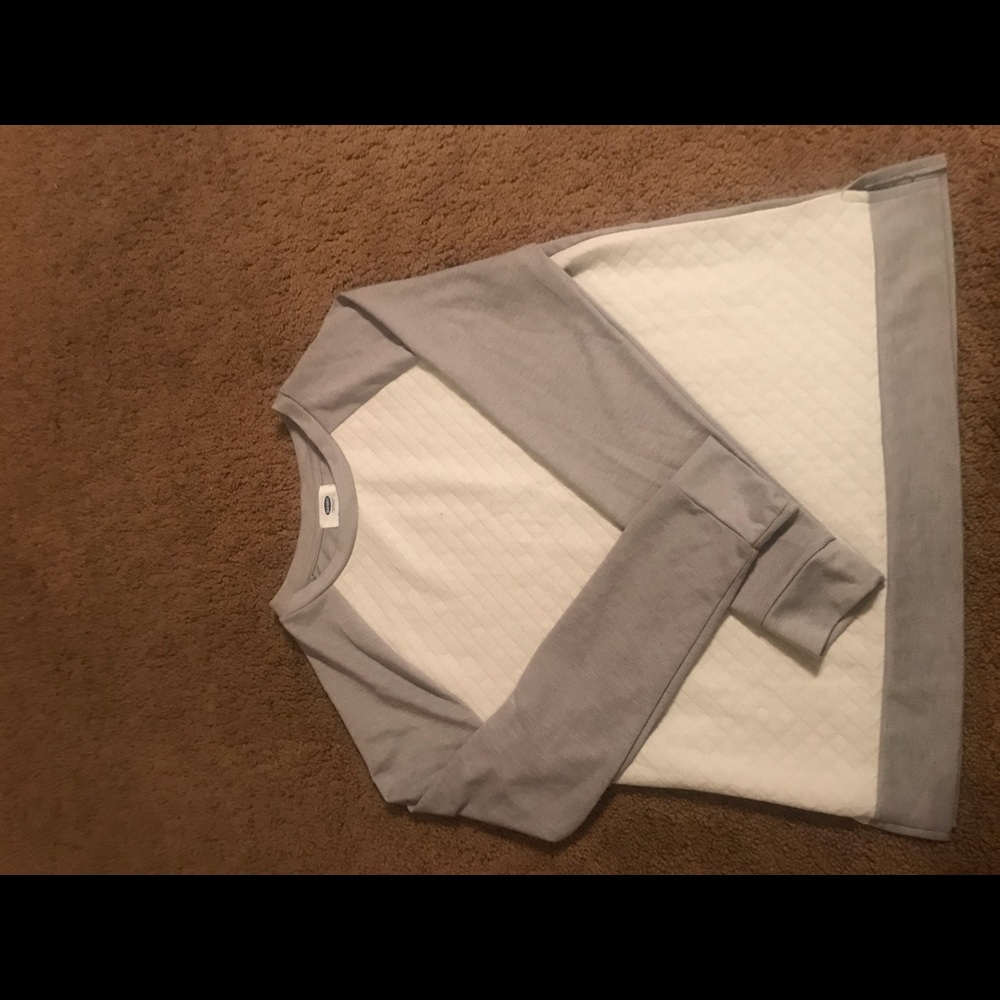 Gray and white sweater